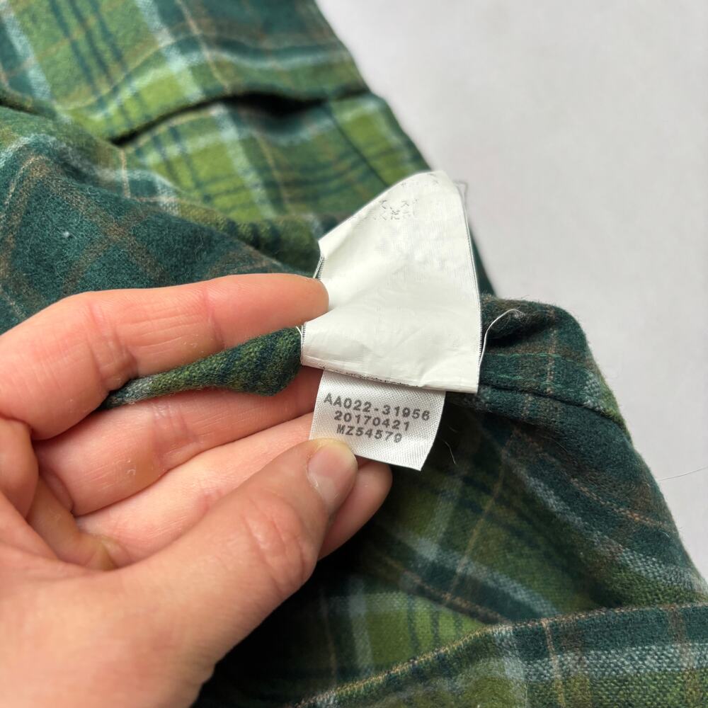 Pendleton Virgin Wool The Original Board Shirt Me… - image 8